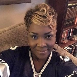 Meet your Posher, Sonya